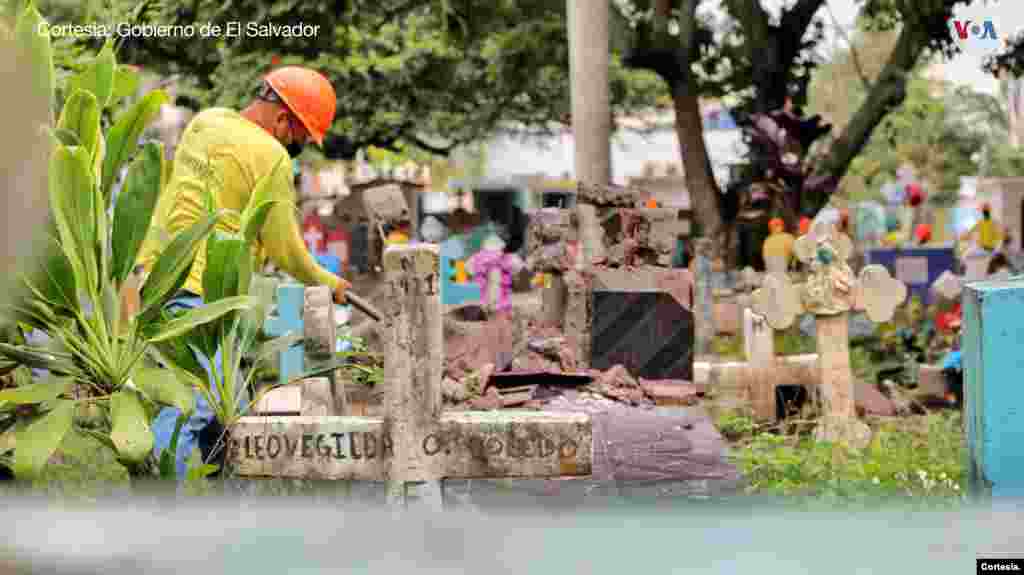 El 2 de noviembre se celebra el Día de los Fieles Difuntos en El Salvador.