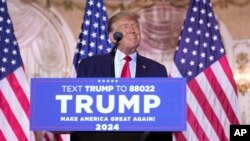 Sobiq prezident Donald Tramp Oq uyga qayta saylanishga bel bog'lagan, Mar-a-Lago, Florida, 15-noyabr, 2022 