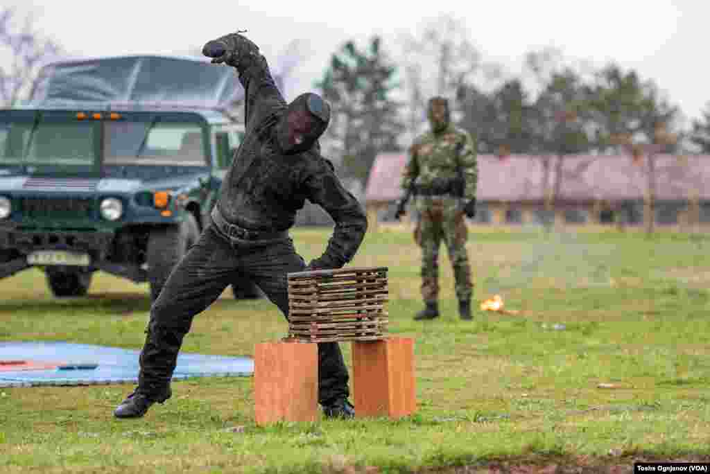 Три години членство во НАТО, показна вежба на македонската армија и свеченост во касарната Илинден во Скопје