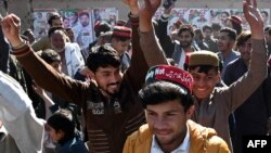 تحریکِ انصاف کے حمایت یافتہ آزاد امیدواروں نے قومی و صوبائی اسمبلی کی نشستوں پر واضح اکثریت برتری حاصل کرلی ہے۔ 