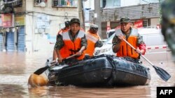 Метеоролошките власти предупредија дека земјата ќе се соочи со повеќе природни катастрофи, вклучувајќи поплави, тешки временски услови, тајфуни и високи температури