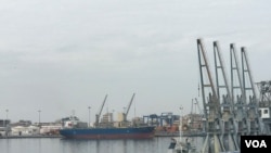 安哥拉的洛比託港。