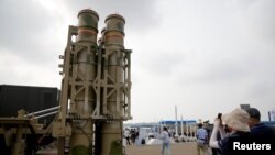 Система LY-80 "земля-повітря" під час Китайської міжнародної авіаційної та авіакосмічної виставки, 29 вересня 2021. REUTERS/Aly Song