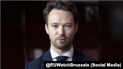 یوهان فلودروس، دیپلمات اتحادیه اروپا، که بیش از ۵۰۰ روز در ایران زندانی است