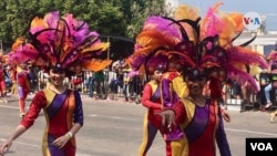 El color, la tradición y la cultura son características del Carnaval de Barranquilla, que se festeja en la Costa Atlántica colombiana, cada año. [Foto: Karen Sánchez, VOA]