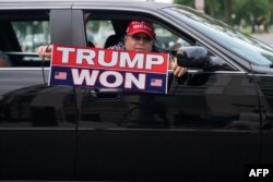 Trumpove pristalica, Washington, 3. august 2023.