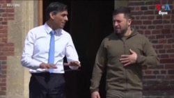 មន្ត្រី​អូតង់​ព្រមាន​ចិន​កុំ​ឱ្យ​គាំទ្រ​រុស្ស៊ី​ក្នុង​សង្គ្រាម​នៅ​អ៊ុយក្រែន
