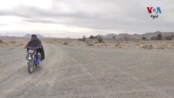 د ږوب سيمې يو پوليو کارکوونکی نعيم الله خان وايي، چې دوی په سختو موسمونو او د ګڼو نورو ستونزو سربېره ماشومانو ته د پوليو ويکسين ورکوي
