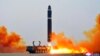 Foto yang disediakan oleh pemerintah Korea Utara ini menunjukkan peluncuran uji coba rudal balistik antarbenua Hwasong-15 di Bandara Internasional Pyongyang di ibu kota Pyongyang, Korea Utara, Sabtu 18 Februari 2023.