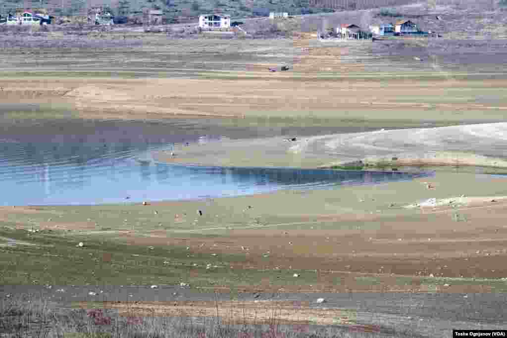 Тиквешко Езеро