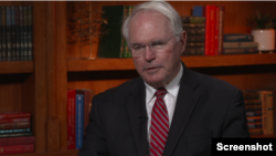 Скриншот од видеоинтербјуто со американскиот амбасадор во Белград на 6 јуни, 2024 година