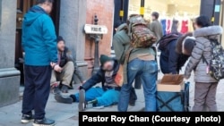 英伦好邻舍教会在伯明翰市派发食物，关怀无家者需要。 （图片来源：英伦好邻舍教会）