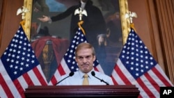 共和黨籍聯邦眾議員吉姆喬丹2023年10月20日在記者會上。 （美聯社照片）