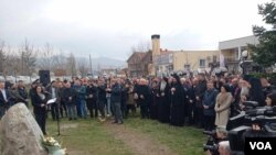 Otkrivanje spomenika žrtvama martovskog nasilja na Kosovu, u Gračanici 17. marta 2024.