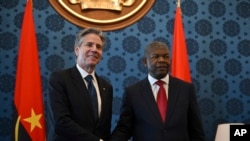 Secretário de Estado americano, Antony Blinken, e o Presidente angolano, Joao Lourenco, no Palácio Presidencial, em Luanda, Angola, 25 janeiro 2024