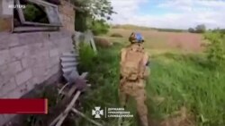 ཡུག་ཀེ་རེན་གྱིས་གོ་མཚོན་ལ་སྒུག་པའི་རིང་ཨུ་རུ་སུས་གོ་སྐབས་བཟུང་། 