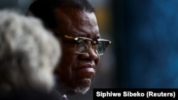 Le président namibien Hage Geingob dit regretter "l'incapacité de l'Allemagne à tirer les leçons de sa terrible histoire".