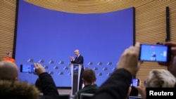 Glavni tajnik NATO-a Jens Stoltenberg nai konferenciji za novinare tokom sastanka ministara odbrane NATO-a u sjedištu Saveza u Bruxellesu, 15. februara 2023.