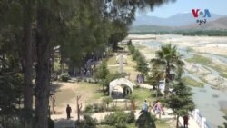 د ډېرې ګرمۍ له کبله په لوی اختر کې ګڼ شمېر خلکو د سوات له قدرتي ښایست، یخ موسم او اوبو خوندونه اخیستي