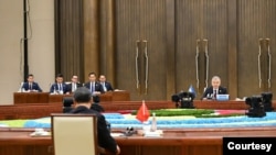 Uzbekistan President Shavkat Mirziyoyev addresses Chinese and other Central Asian leaders in Xian, China, May 18, 2023. (President.uz photo)