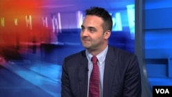 Vodeći ekonomista Svjetske banke za Zapadni Balkan Ričard Rekord u studiju Glasa Amerike (Foto: VOA)