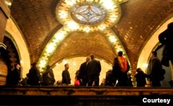 Posjetioci u Muzeju saobraćaja. (Foto: Marc Hermann, MTA New York City Transit)