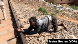 Pedinte em Malanje, Angola