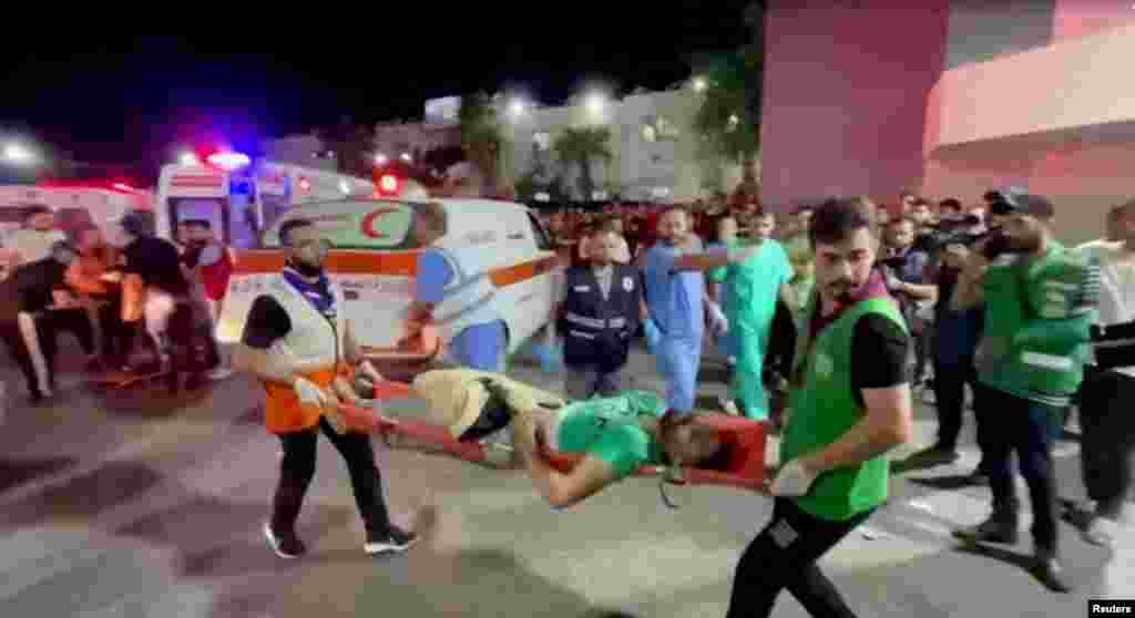 قصر سفید با نشر اعلامیه&zwnj;ای گفته است که جو بایدن، رییس جمهور ایالات متحده، ''عمیق&zwnj;ترین تاثرات'' خود را با قربانیان این رویداد ابراز کرده است.