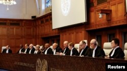 Sudije Međunarodnog suda pravde donose odluku o hitnim mjerama protiv Izraela nakon optužbi Južnoafričke republike da se izraelskom vojnom operacijom u Gazi čini genocid pod vodstvom države, u Hagu, Holandija, 26. januar 2024. 