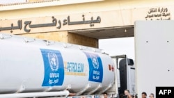 Gazze'ye yardım girişi İsrail'in izniyle Refah sınır kapısından gerçekleşiyor.