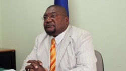 Moçambique: ala militar da Renamo diz que partido se está a desmoronar 