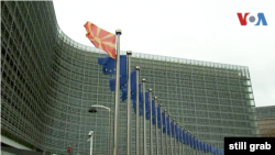 Ветата од земјите од Унијата, како Грција, Франција, Бугарија, не може да бидат изговор за недостиг на волја за имплементирање реформи во самата земја, изјави аналитичарот Бибер.