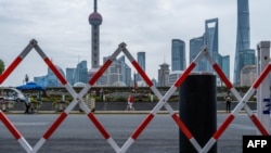 资料照：从上海外滩遥望陆家嘴。