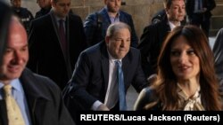 Harvey Weinstein arrives at New York Criminal Court for another day of jury deliberations in his sexual assault trial in the Manhattan borough of New York City, New York, U.S., February 24, 2020. REUTERS/Lucas Jackson