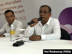 អ្នក​វិភាគ​បញ្ហា​សង្គម​ និង​នយោបាយ លោក​មាស នី​ ថ្លែង​ក្នុង​កិច្ចពិភ្សា​អំពី​អំពើ​ពុក​រលួយ​ខាង​នយោបាយ​ ទីក្រុង​ភ្នំពេញ​ ថ្ងៃទី​៨ ខែធ្នូ ឆ្នាំ​២០២២។ (ហ៊ុល រស្មី/វីអូអេ)