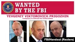 Sjedinjene Američke Države objavile su 3. marta 2022. da uvode sankcije ruskim oligarsima, uključujući Jevgenija Prigožina (videnog na posteru FBI), jer su ciljale na ruske superbogate i druge bliske predsjedniku Vladimiru Putinu, dodatno pojačavajući finansijski pritisak na Moskvu. invazija na Ukrajinu.