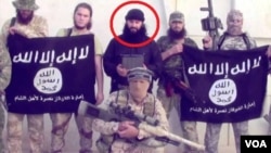 გიორგი მარგოშვილი იგივე სალაჰუდინ შიშანი (შუაში) ჰომსის პროვინციაში დაიღუპა