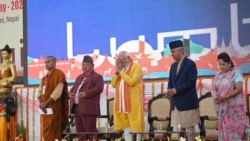 རྒྱ་གར་གྱི་སྲིད་བློན་ལུམྦི་ནིར་ཕེབས་ནས་སྟོན་པའི་འཁྲུངས་སྐར་སྲུང་བརྩི།