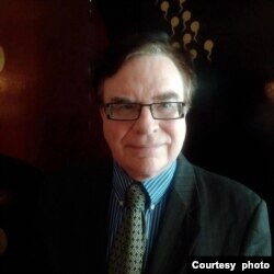 加拿大渥太華的麥克唐納-勞里研究所高級研究員伯頓 (照片提供：伯頓)