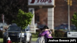 Samo dve žrtve od 11 su belci, ostali su Afroamerikanci, saopštila je policija