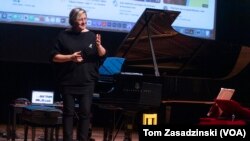 Шпаченко на концерті- фандрайзері