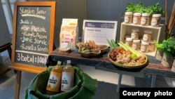 "Stasiun Jamu" aktif memperkenalkan berbagai produk jamu (dok. pribadi)