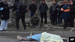 Російські війська вбили мешканців Запоріжжя та катували працівників ЗАЕС побоями, тортурами, знущанням із електростурмом на кшталт "дзвінок Леніну". AP Photo/Andriy Andriyenko