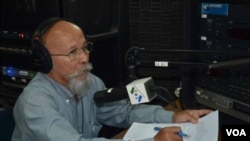 លោក​​បណ្ឌិត ឡៅ ម៉ុងហៃ និយាយ​ថា ​កម្ពុជា​មាន​ច្បាប់​ច្រើន​តែ​ពុំ​បាន​ធ្វើ​តាម​ការ​អនុវត្ត​ច្បាប់​ដោយ​ជំហរ​ឯករាជ្យ​ ឥត​សម្អៀង​និង​ដាក់​ទណ្ឌកម្ម​ដល់​អ្នក​ប្រព្រឹត្ត​ល្មើស។​ 