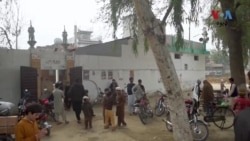 د پېښو پولیس لاین باندې په ځانمرګي برید کې د وژل کسانو د کورنیو غړو، سیاسي او ټولنیزو فعالانو او امامانو په یو غږ د امن غوښتنه کړې