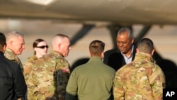 로이드 오스틴 미국 국방장관이 30일 오산공군기지에 도착했다.