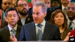 Le procureur général de New York, Eric Schneiderman, lors d'une conférence de presse à New York, le 3 avril 2018.