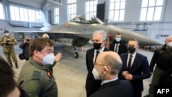 Daniya Litvaga 4 ta F-16 qiruvchi samolyotini yubordi 
