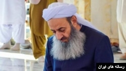 مولوی عبدالحمید اسماعیل زهی، امام جمعه اهل سنت در زاهدان.