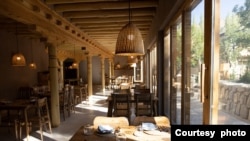 སྒྲོལ་མཁར་མགྲོན་ཁང་། (Photo Courtesy of The Dolkhar Resort)